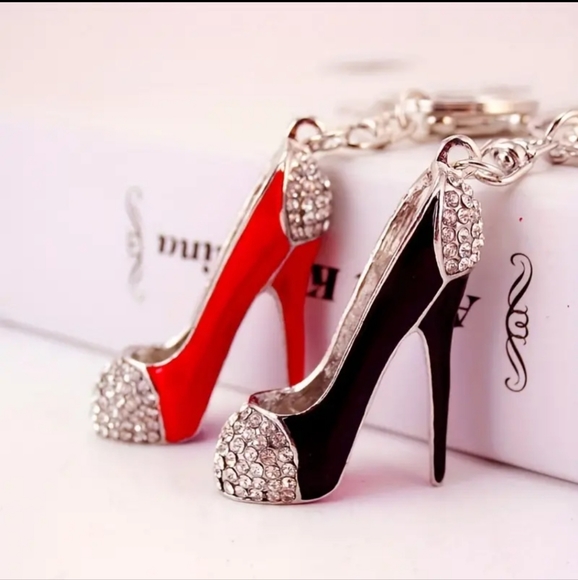 NWT 👠 Crystal High Heel Key Charm - Picture 4 of 4